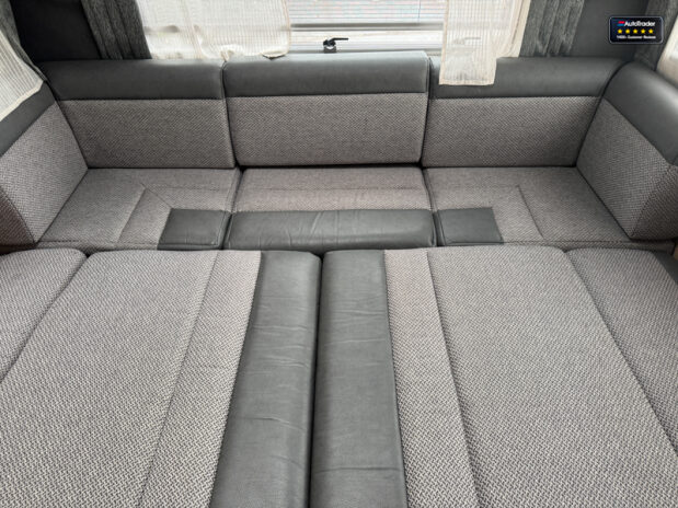 Auto-Trail Apache 6 Berth|4 Belt|Rear Lounge|Cooker|Microwave|TV|Awning 23