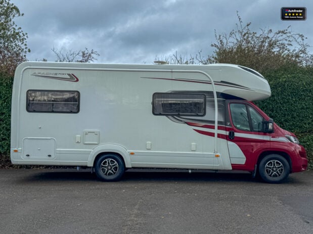 Auto-Trail Apache 6 Berth|4 Belt|Rear Lounge|Cooker|Microwave|TV|Awning 43