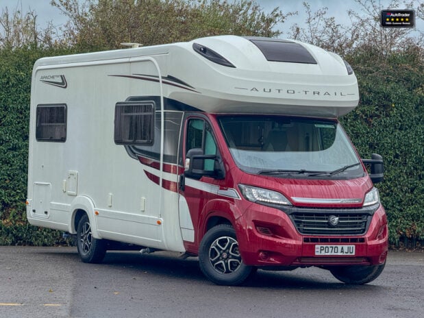 Auto-Trail Apache 6 Berth|4 Belt|Rear Lounge|Cooker|Microwave|TV|Awning 41