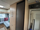 Auto-Trail Apache 6 Berth|4 Belt|Rear Lounge|Cooker|Microwave|TV|Awning 16