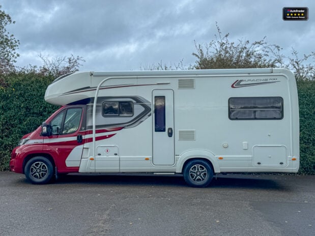 Auto-Trail Apache 6 Berth|4 Belt|Rear Lounge|Cooker|Microwave|TV|Awning 44