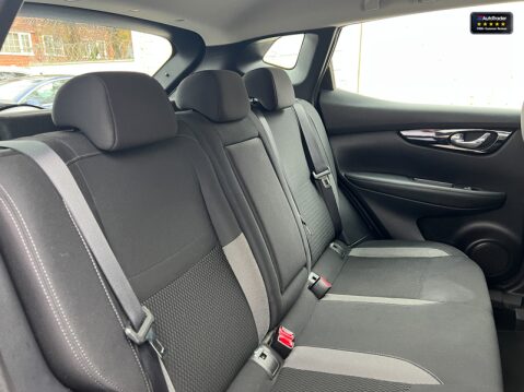 Nissan Qashqai 1.5 dCi Acenta SUV 5dr Diesel Manual Euro 6 (s/s) (115 ps) 15