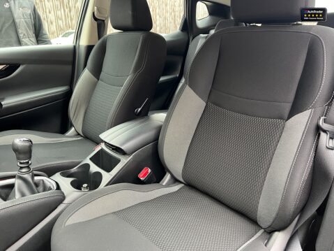Nissan Qashqai 1.5 dCi Acenta SUV 5dr Diesel Manual Euro 6 (s/s) (115 ps) 14
