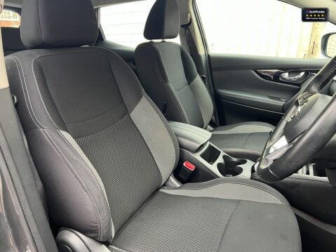 Nissan Qashqai 1.5 dCi Acenta SUV 5dr Diesel Manual Euro 6 (s/s) (115 ps) 17