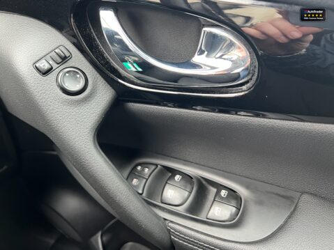 Nissan Qashqai 1.5 dCi Acenta SUV 5dr Diesel Manual Euro 6 (s/s) (115 ps) 26