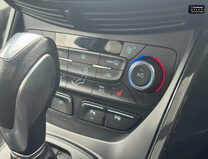 Ford Kuga 2.0 TDCi ST-Line X SUV 5dr Diesel Powershift AWD Euro 6 (s/s) (180 ps) 23