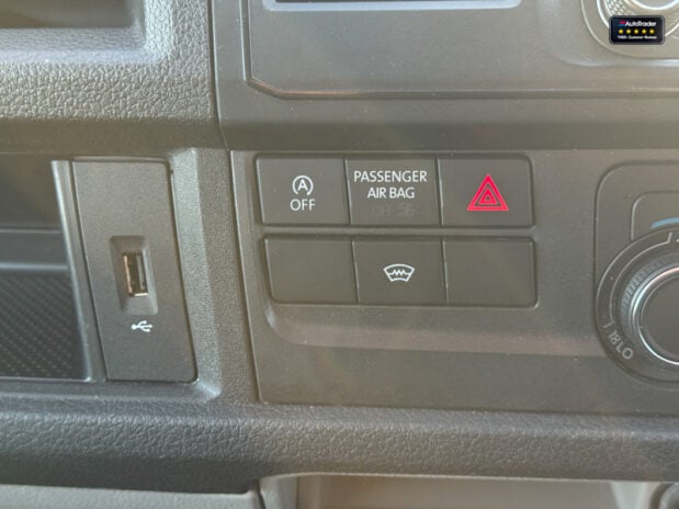 Volkswagen Transporter SWB L1H1 T28 Tdi Highline Alloys Air Con Sensors EURO 6 NO VAT 32