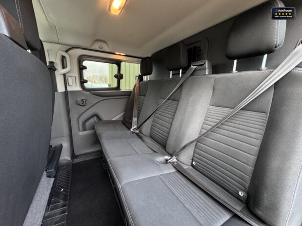 Ford Transit Custom Crew Cab LWB L2H1 Limited 320 AirCon Alloys Cruise Sensors EURO 6 12