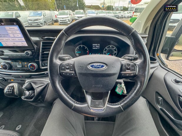 Ford Transit Custom Crew Cab LWB L2H1 Limited 320 AirCon Alloys Cruise Sensors EURO 6 21