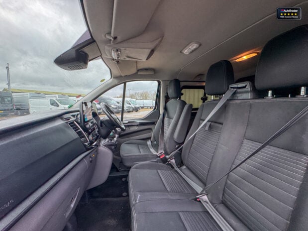 Ford Transit Custom Crew Cab LWB L2H1 Limited 320 AirCon Alloys Cruise Sensors EURO 6 15