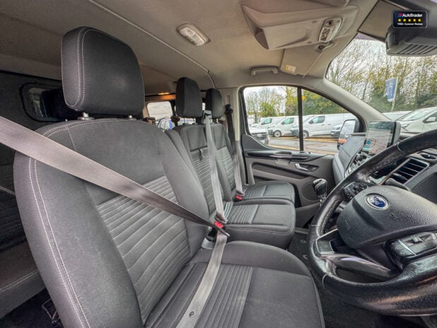 Ford Transit Custom Crew Cab LWB L2H1 Limited 320 AirCon Alloys Cruise Sensors EURO 6 19