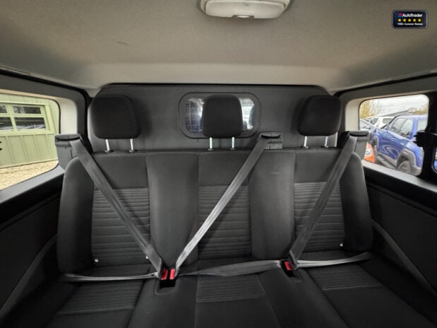 Ford Transit Custom Crew Cab LWB L2H1 Limited 320 AirCon Alloys Cruise Sensors EURO 6 16