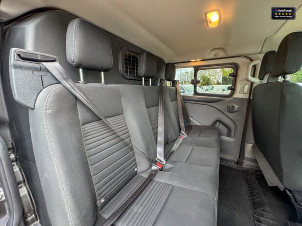 Ford Transit Custom Crew Cab LWB L2H1 Limited 320 AirCon Alloys Cruise Sensors EURO 6 17