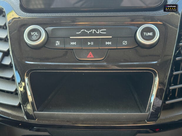 Ford Transit Connect AUTO SWB L1H1 250 Sport Air Con Alloys Cam Sensors EURO 6 NO VAT 32