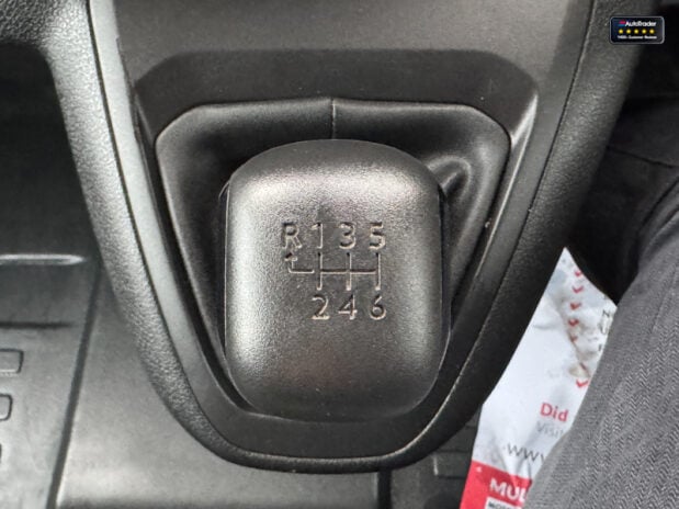 Citroen Dispatch MWB L2H1 1400 Enterprise Edition Bluehdi Air Con Sensors EURO 6 31