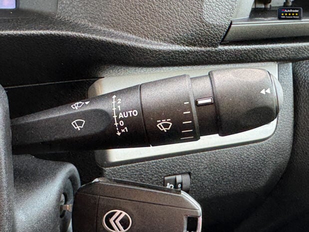 Citroen Dispatch MWB L2H1 1400 Enterprise Edition Bluehdi Air Con Sensors EURO 6 21