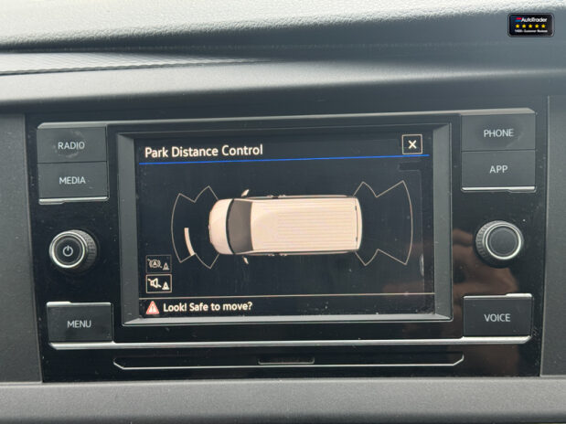 Volkswagen Transporter LWB L2H2 High Roof Highline 150 Air Con Alloys Sensors EURO 6 30