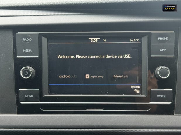 Volkswagen Transporter LWB L2H2 High Roof Highline 150 Air Con Alloys Sensors EURO 6 29