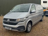 Volkswagen Transporter LWB L2H2 High Roof Highline 150 Air Con Alloys Sensors EURO 6 2