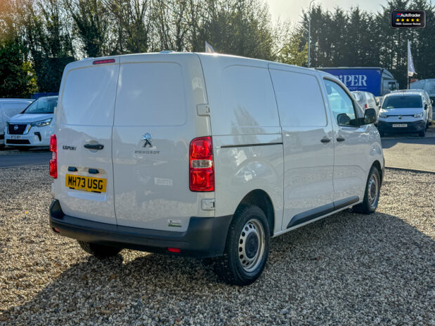 Peugeot Expert MWB L2H1 Low Roof Professional Premium Plus 1400 AirCon Sensors EURO 6 6