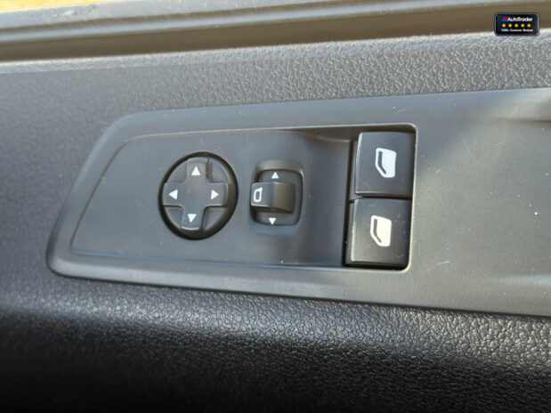 Peugeot Expert MWB L2H1 Low Roof Professional Premium Plus 1400 AirCon Sensors EURO 6 20