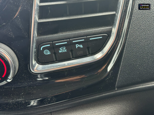 Ford Transit Custom LWB L2H1 [SOLD KH] Sport 320 Air Con Alloys Camera Nav Sensors EURO 6 NO VA 34