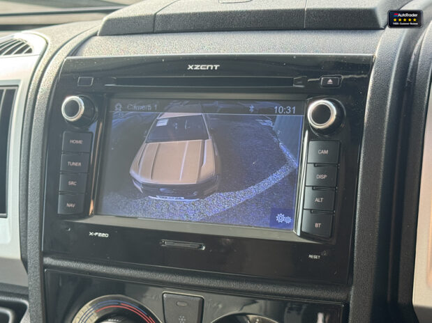 Auto-Trail Comanche Frontier|4 Berth|Rear Island Bed|AMPLO Self Levelling System|Automatic 38