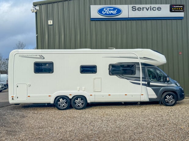 Auto-Trail Comanche Frontier|4 Berth|Rear Island Bed|AMPLO Self Levelling System|Automatic 48