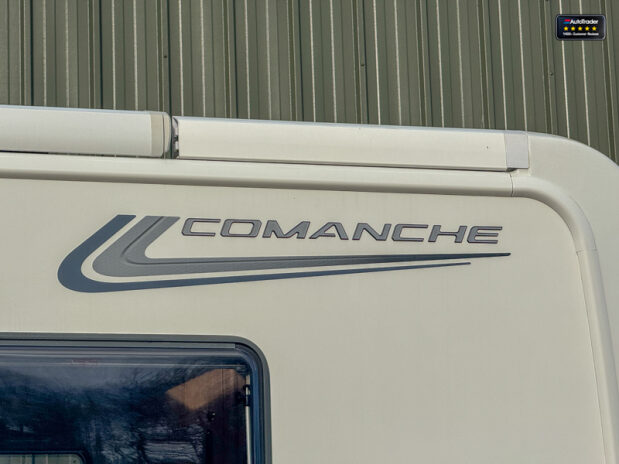 Auto-Trail Comanche Frontier|4 Berth|Rear Island Bed|AMPLO Self Levelling System|Automatic 7