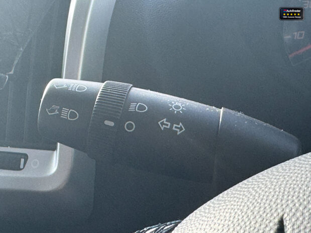 Auto-Trail Comanche Frontier|4 Berth|Rear Island Bed|AMPLO Self Levelling System|Automatic 34