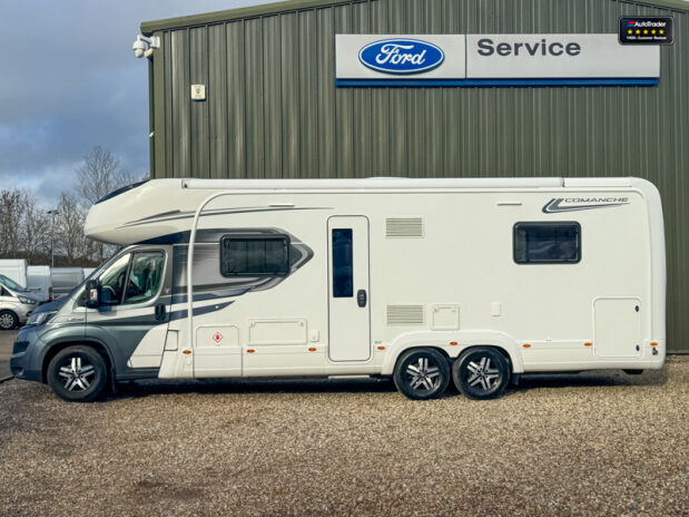 Auto-Trail Comanche Frontier|4 Berth|Rear Island Bed|AMPLO Self Levelling System|Automatic 49