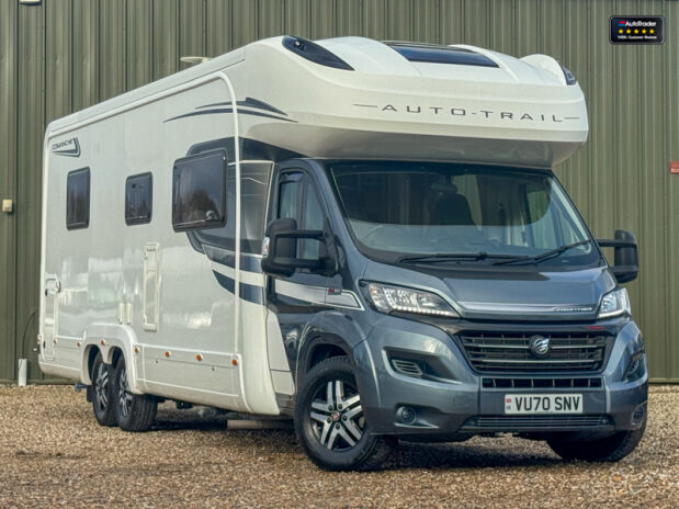 Auto-Trail Comanche Frontier|4 Berth|Rear Island Bed|AMPLO Self Levelling System|Automatic 3