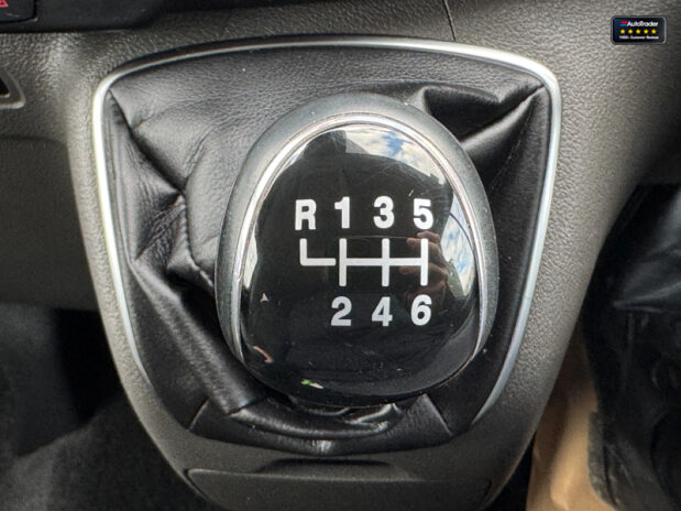 Ford Transit Custom Crew Cab LWB L2H1 Sport 320 AirCon Alloys Camera Sensors EURO 6 NO VAT 39