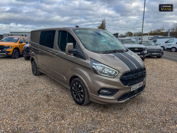 Ford Transit Custom Crew Cab LWB L2H1 Sport 320 AirCon Alloys Camera Sensors EURO 6 NO VAT 5