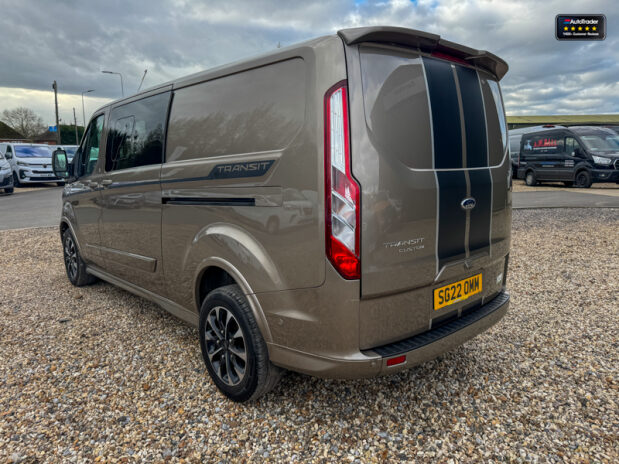 Ford Transit Custom Crew Cab LWB L2H1 Sport 320 AirCon Alloys Camera Sensors EURO 6 NO VAT 11