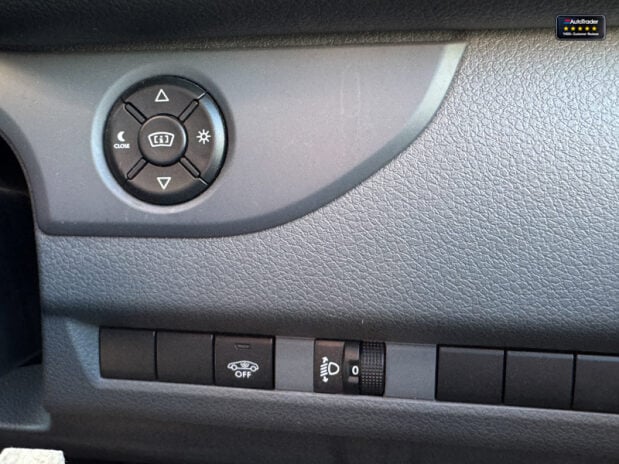 Citroen Dispatch Crew Cab LWB L2H1 Driver 1400 Air Con Rear Cam Nav 27