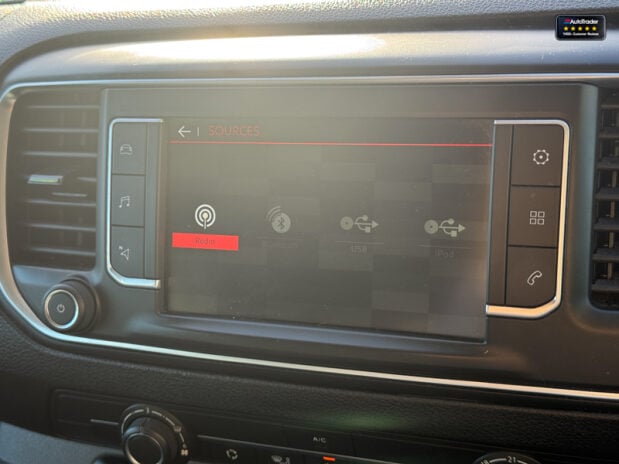 Citroen Dispatch Crew Cab LWB L2H1 Driver 1400 Air Con Rear Cam Nav 30