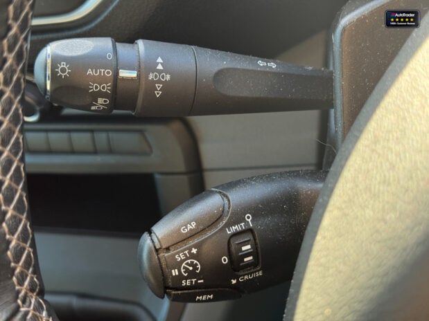 Citroen Dispatch Crew Cab LWB L2H1 Driver 1400 Air Con Rear Cam Nav 24