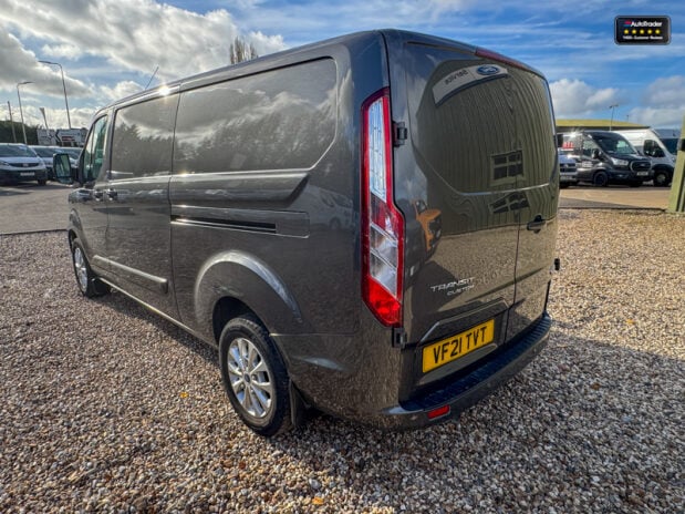 Ford Transit Custom LWB L2H1 Low Roof Limited 300 Air Con Alloys Sensors EURO 6 NO VAT 9