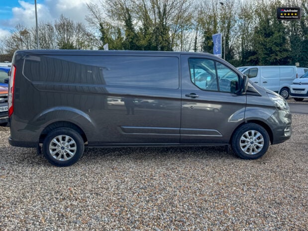 Ford Transit Custom LWB L2H1 Low Roof Limited 300 Air Con Alloys Sensors EURO 6 NO VAT 5