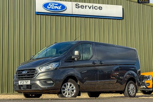 Ford Transit Custom LWB L2H1 Low Roof Limited 300 Air Con Alloys Sensors EURO 6 NO VAT