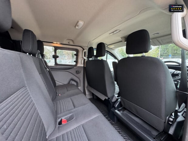 Ford Transit Custom Crew Cab SWB L1H1 Limited 300 Camera Nav Sensors EURO 6 NO VAT 18