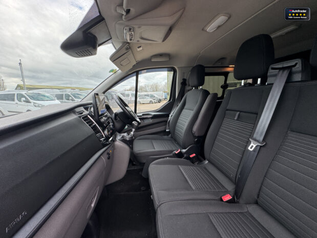 Ford Transit Custom Crew Cab SWB L1H1 Limited 300 Camera Nav Sensors EURO 6 NO VAT 15