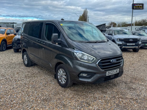 Ford Transit Custom Crew Cab SWB L1H1 Limited 300 Camera Nav Sensors EURO 6 NO VAT 5