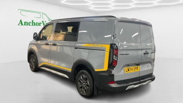 Ford Transit Custom Crew Cab SWB L1H1 Trail 320 Air Con Alloys Nav Sensors EURO 6 NO VAT 6