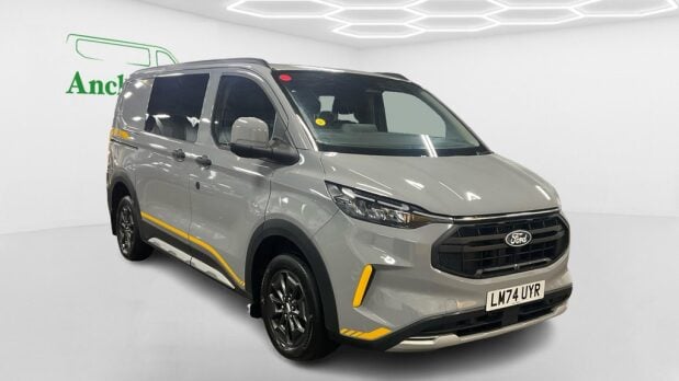 Ford Transit Custom Crew Cab SWB L1H1 Trail 320 Air Con Alloys Nav Sensors EURO 6 NO VAT 2