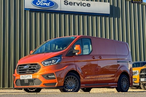 Ford Transit Custom MS-RT SWB L1H1 Limited 320 Air Con Alloys Nav Sensors EURO 6 NO VAT