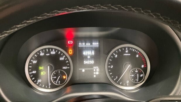 Mercedes-Benz Vito Crew Cab AUTO LWB L2H1 Premium 119 Alloys Camera Nav Sensors EURO 6 10