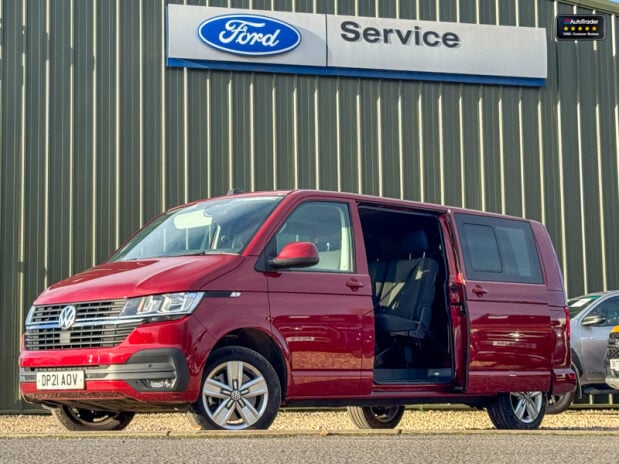 Volkswagen Transporter Crew Cab LWB L2H1 Highline T32 Air Con Alloys Camera Cruise Nav EURO 6 1