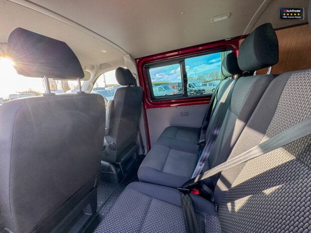 Volkswagen Transporter Crew Cab LWB L2H1 Highline T32 Air Con Alloys Camera Cruise Nav EURO 6 13